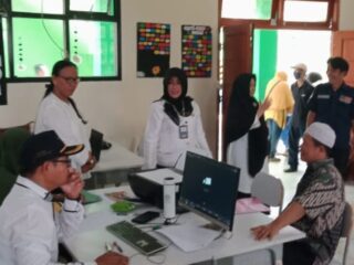 Monitoring PPDB 2023, Disdik Kabupaten Bekasi Sidak Smpn 2 Dan Smpn 6 Tamsel