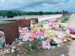 Kadis DLH Taliabu Berganti, Sampah Berserakan di Ibukota Bobong