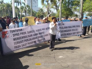 Pertanyakan Perjalanan Dinas Tahun 2020-2021, LSM KPK Nusantara Aksi Demo DPRD Provinsi Sumsel