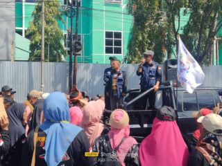 Warga Tegal Binangun Aksi Demo Tolak Gabung ke Banyuasin, Tetap di Palembang