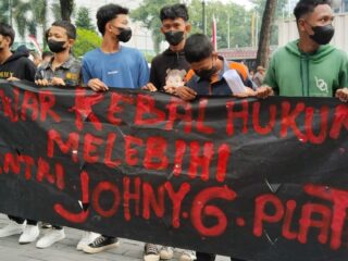 Protes Dugaan Penggelapan Dana Pegawai Dishub, Massa Formasi Berdemonstrasi di DPRD Medan