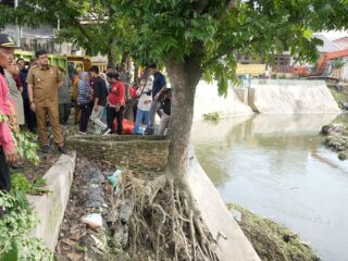 Bobby Nasution Pimpin Aksi Kolaborasi Pemko dan Kodim 0201 Medan Bersihkan dan Tata Sungai Sikambing