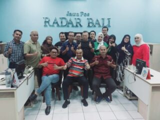 Silaturahim, Pengurus PWI dan SPS Sumut ke Radar Bali, Pemilu 2024, Efek Jokowi Dinilai Masih Berpengaruh