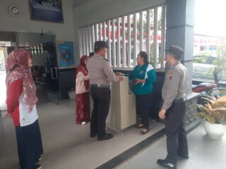 Sat Binmas Polrestabes Medan Kunjungi SMK Negeri 9, Imbau Jaga Kamtibmas Jelang Hari Kemerdekaan
