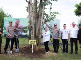 Polda Sumut Tanam 54.310 pohon, Lestarikan Negeri Penghijauan sejak Dini