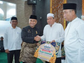 Bobby Nasution Beri Bantuan ke Mesjid Salamiyah, BKM: Sangat Bermanfaat untuk Perluasan
