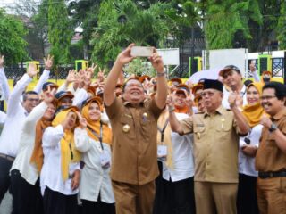 Wali Kota Irsan Efendi Nasution Pimpin Apel Siaga PL-KUMKM tahun 2023