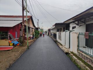 Jalan Eka Sekolah, Kecamatan Medan Johor Selesai Diaspal