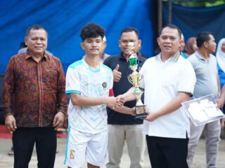 Bupati Menyaksikan Laga Final Turnamen Futsal Purwosari Cup 2023
