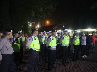 Polres Langkat melaksanakan Patroli Blue light untuk Ciptakan Ruang Aman dan nyaman di Area Publik