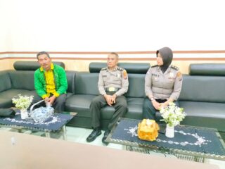 Jelang Pemilu Damai 2024, Binmas Polrestabes Medan Ajak Kepala Desa Tanjung Rejo dan Warga Jaga Kamtibmas Kondusif di Medan