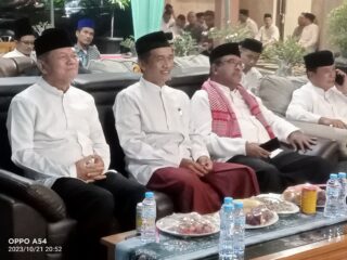 Kunjungan H Drs. Rano Karno Dan Moch Rudi Maesyal Rasyid Di Acara Maulid Nabi Muhammad SAW di Masjid Al-Amin Graha Raflesia Citra Raya Tangerang