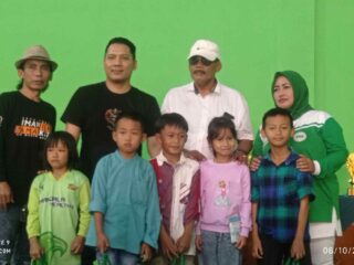 H. Sahlan Caleg DPRD Provinsi Jawa Barat Hadiri Gebyar Lomba Senam di GOR Desa Waluya