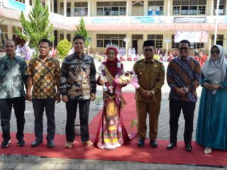 Penyambutan putri batik cilik inteligensia indonesia tahun 2023 di SD IT Nurul Ilmi Padangsidimpuan
