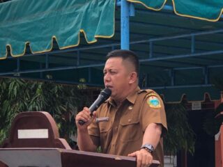 Kacabdis Pendidikan Wilayah XII Provsu Buka Turnamen MKKS CUP SMAN/SMAS se Kabupaten Paluta