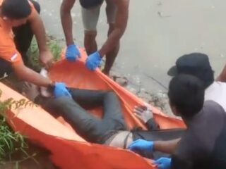 Kaban BPBD Labuhanbatu Drs.Darwin Yusma M.AP Pimpin Langsung Evakuasi Mayat di Aliran Sungai Bilah