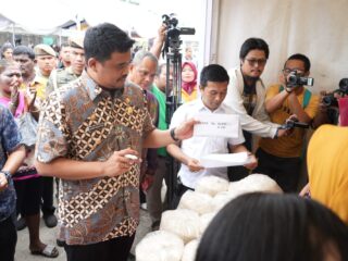 Resmi Dibuka Wali kota Medan, Pasar Murah Deepavali Langsung Diserbu Masyarakat
