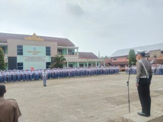 Police goes to school di SMA Negeri 1 Krui