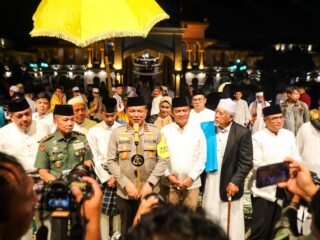 Sultan Deli XIV, Pimpin Ribuan Masyarakat Sumut Deklarasi Pemilu Damai di Istana Maimun