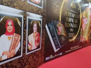 TP PKK Lamsel Terima Penghargaan sebagai Perempuan Inspirasi Indonesia 2023