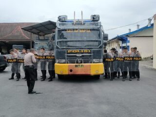Polrestabes Medan Gelar Latihan Dalmas