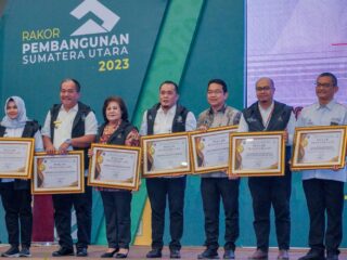 Pemko Medan Raih Penghargaan Sebagai Pemerintah Daerah dengan Implementasi KKPD Terbaik 2023
