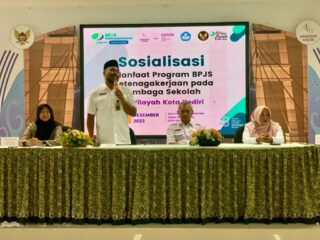 Sosialisasi manfaat program BPJS ketenagakerjaan pada lembaga Sekolah di Kota Kediri