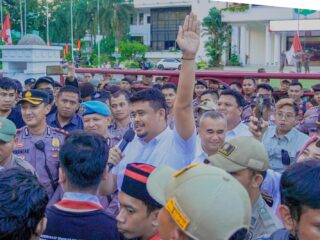 Bobby Nasution Ajak Dialog Massa GMNI, Jawab dan Jelaskan Semua Tuntutan yang Disampaikan