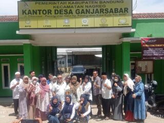Komite Ekonomi Kreatif Kabupaten Bandung Berikan Bimtek Bagi Pelaku Usaha di Desa Ganjarsabar Nagreg