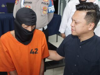 Satreskrim Polresta Tangerang Tangkap Pelaku Pemerkosaan ( Pria Usia 60. Tahun ) Dengan Modus Bisa Obati Stroke