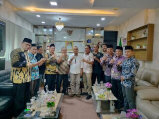 Audiensi Dengan Pemdes di Kecamatan Kresek, Ketua FWHTT dampingi Ketua GN-PK Kabupaten Tangerang Disambut Baik Oleh 9 Kades