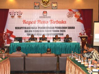 KPU Kota Padangsidimpuan Menggelar Rapat Pleno Terbuka Di Aula Hotel Mega Permata
