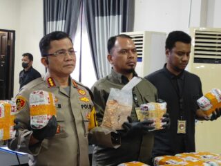 Sat Narkoba Polrestabes Medan Bongkar Jaringan Indonesia - Malaysia. 53 Kilogram Sabu Disita