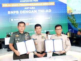 Perkuat Kapasitas Indonesia Hadapi Bencana TNI AD Kolaborasi Dengan BNPB