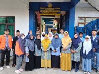 Dosen UAD Aplikasikan Literanum dan Google Apps for Education (GAFE) Sebagai Media Pendukung Pembelajaran Literasi di SMK Muhammadiyah Kalibawang