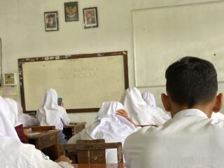 Tingkatkan Kedisipilinan Siswa Patuhi Tata Tertib, SMA Negeri 2 Bantul Gelar Razia Serentak