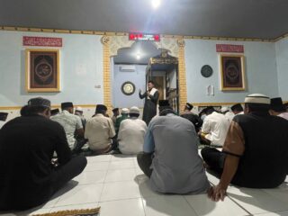 Hadir Mengisi Ceramah di Masjid Wayo Taliabu, Santri Asal Taliabu ini Tuai Pujian