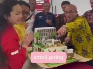 Wasekjen PSI Pamer Video Potong Kue Rayakan HUT Ketua KPU RI