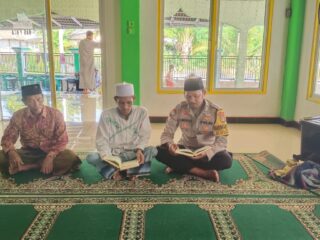 Bripka Amirullah Maliki Berperan Aktif dalam Memperkuat Keharmonisan Umat: Giat Hataman dan Tadarus Al-Qur'an di Pulau Sabira