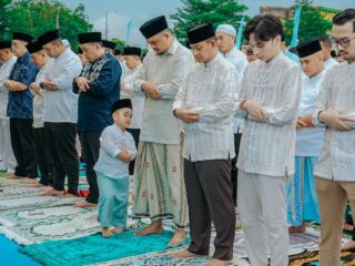 Salat Idulfitri Bersama Ribuan Warga, Bobby Nasution: Maknai 1 Syawal untuk Saling Memaafkan