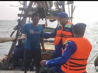 Patroli Laut Dialogis Satpolairud Polres Kepulauan Seribu: Keselamatan Nelayan dan Antisipasi Kejahatan di Perairan Kepulauan Seribu