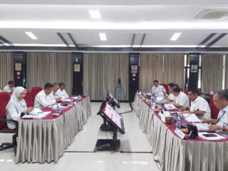 PJ Bupati i Lombok Timur Paparkan Kinerja Triwulan II Pemkab Lotim Dihadapan Tim Evaluator Kemendagri RI.