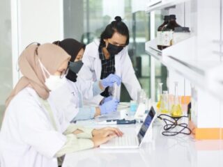 Prodi Farmasi UMY Raih Akreditasi ‘Unggul’, Targetkan Miliki Progam Magister (S-2) Tahun 2030