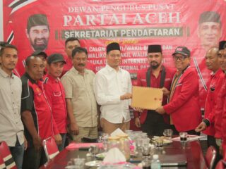 Iskandar Usman Al-Farlaky dan T Zainal Abidin ke DPP PA, Daftar Sebagai Bacalon Bupati dan Bacalon Wakil Bupati Aceh Timur