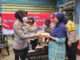 Polres Metro Jakarta Timur Bagikan 300 Makan Siang Gratis Warga Slum Area