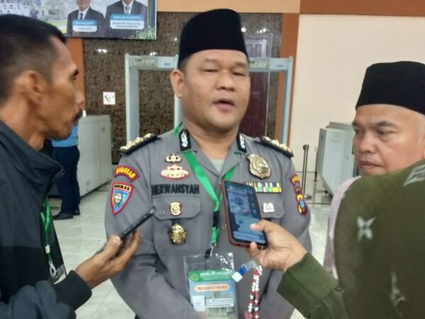 AKBP Herwansyah Putra, Masyarakat Dihimbau Jaga Kondusifitas Diseputaran Asrama Haji Medan