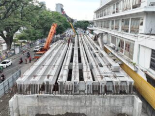 Urai Kemacetan, Overpass Jalan Stasiun Pecah Arus Lalu Lintas dan Jadi Drop Off Penumpang Kereta Api