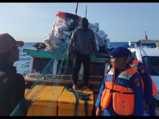 Satpolairud Polres Kepulauan Seribu Laksanakan Patroli Laut Dialogis, Himbau Nelayan Hindari Ilegal Fishing