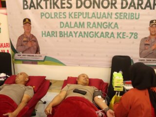 Polres Kepulauan Seribu Gelar Baktikes Donor Darah Sambut Hari Bhayangkara ke-78