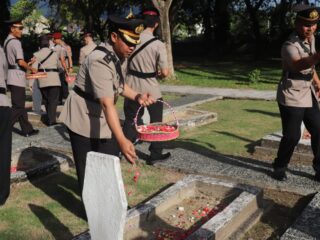 Ziarah dan Tabur Bunga di TMP Kusuma Bangsa Warnai Hari Bhayangkara ke 78 Polres Lampung Selatan